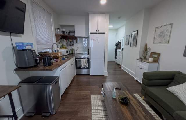 1832-34 Callowhill Street - B photos photos