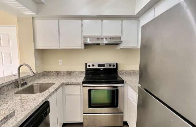 752 Executive Center Drive unit: 33 photos photos