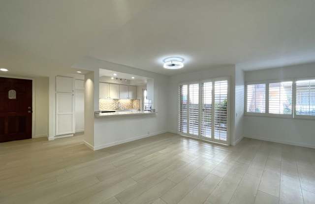 AVAILABLE NOW!!! RECENTLY RENOVATED 2 Bedroom 2 Bathroom Remodeled Palm Springs Condo! photos photos AVAILABLE NOW!!! RECENTLY RENOVATED 2 Bedroom 2 Bathroom Remodeled Palm Springs Condo! photos photos