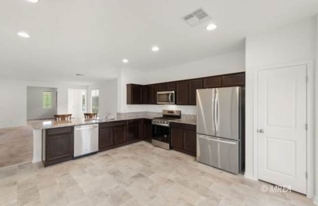 1353 Evening Breeze Ln Gallery 4
