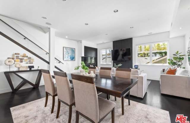 32 Galleon St photos photos