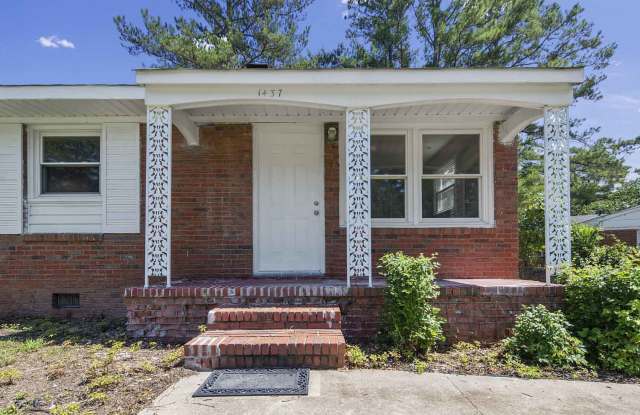 1437 Thelbert Dr photos photos