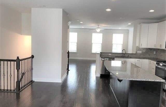 1010 Drayman Place Gallery 4
