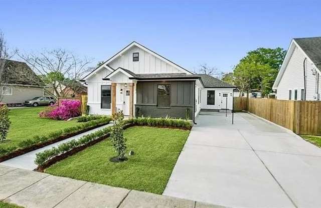 308 RIESS Place Gallery 2