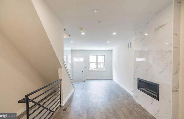 1439 S TAYLOR STREET photos photos