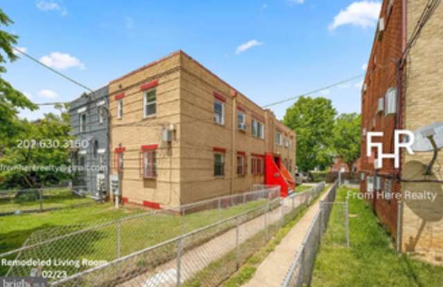 4614 Hillside Road Southeast Gallery 2