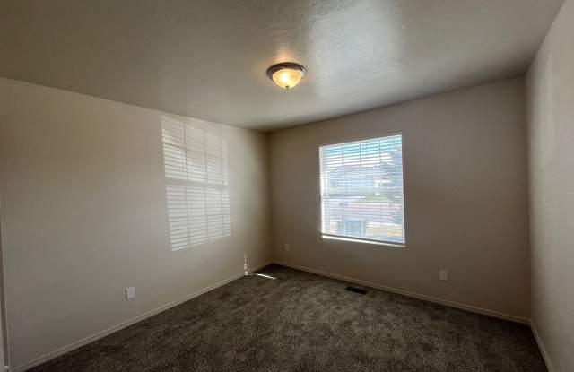 16665 Chino Gallery 4
