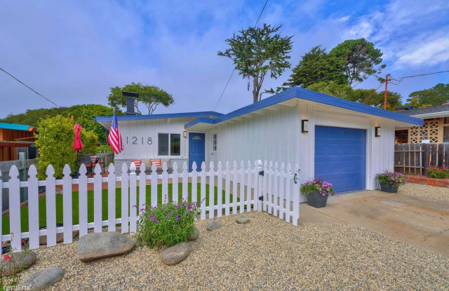 3841 Bodhi Tree - 1218 Funston Avenue, Pacific Grove, CA 93950