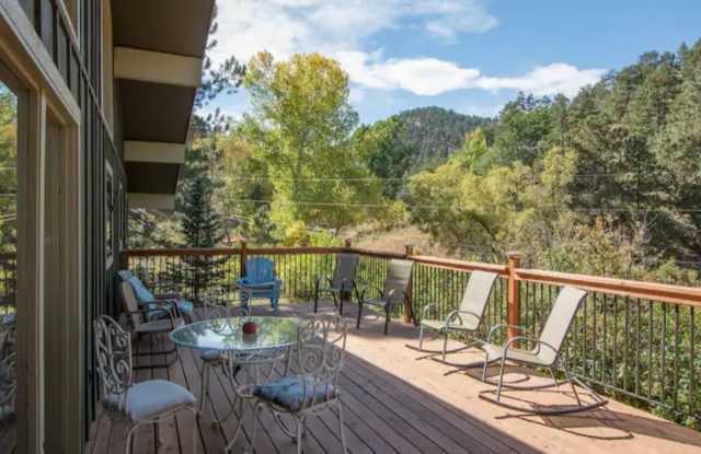 Available Now! Boulder's best kept secret. Mountain Living in Town. photos photos