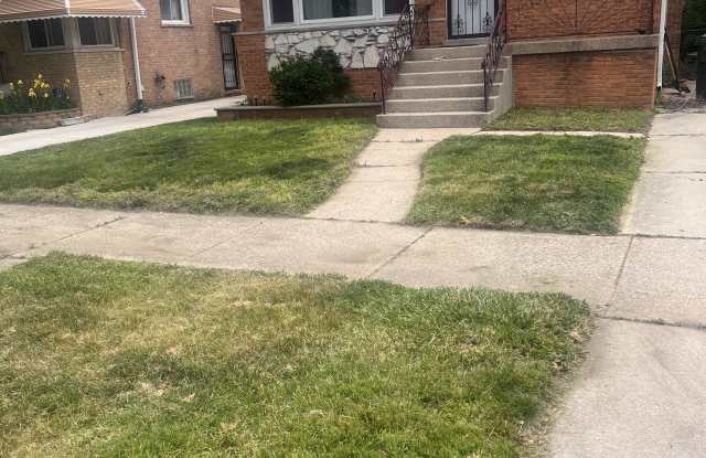 14433 Woodlawn Avenue photos photos