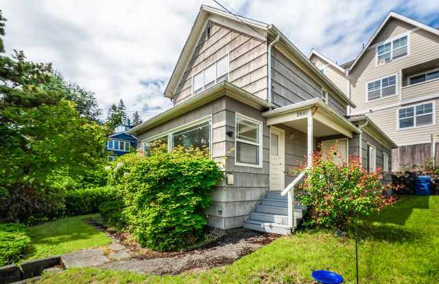 Spacious 3 bedroom townhouse with attached garage and stunning views - Queen Anne / Fremont photos photos