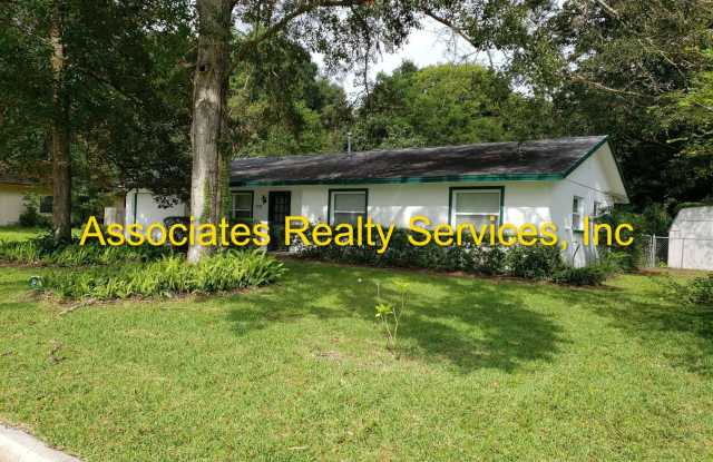 Cute home in Palm View Estates!! Gallery 3
