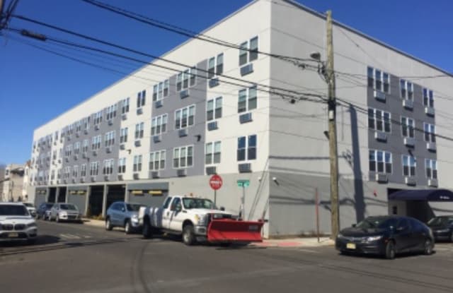 169 16th Ave - 169 16th Avenue, Paterson, NJ 07501