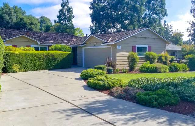 Updated Single-Level Los Altos Home with Spacious Backyard photos photos