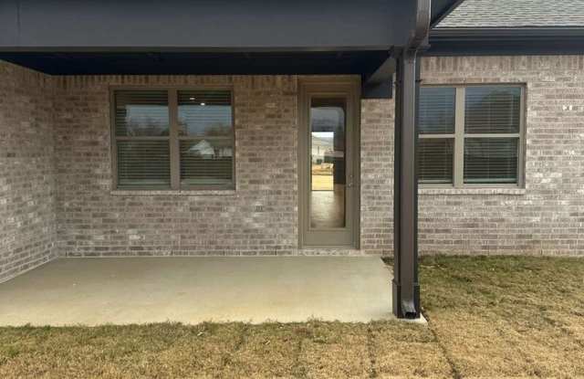103 Clift Creek Drive ** Lennar new home warranty exp October 2026** Gallery 3