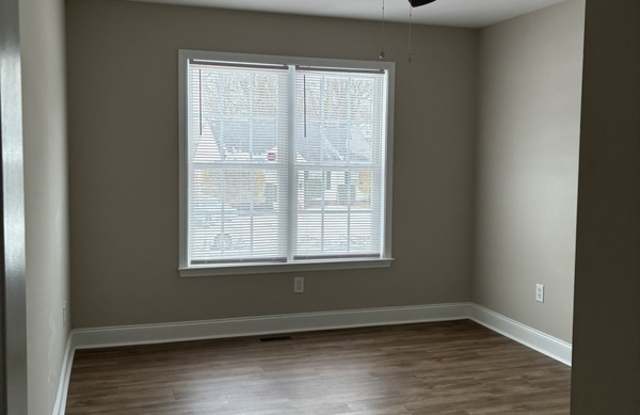 231 Summerpine Place Gallery 3