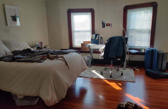 73 Simpson Ave. photos photos