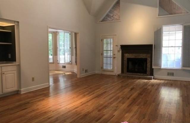 3794 Sidestreet Gallery 3