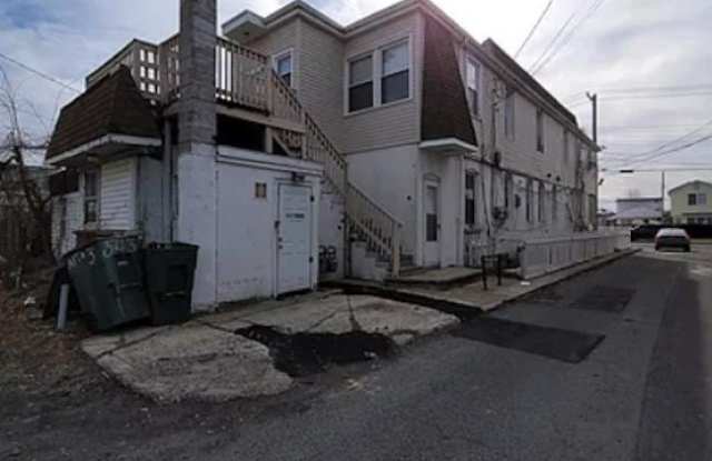 543 N Trenton Ave - 543 North Trenton Avenue, Atlantic City, NJ 08401