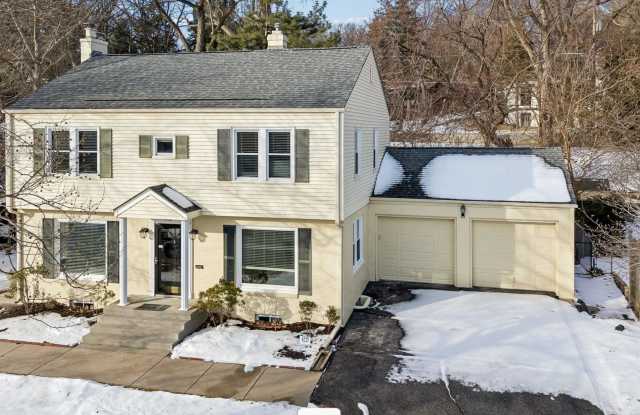 A Home With Character Walking Distance To Memorial Park!! - 428 North 61st Street, Omaha, NE 68132