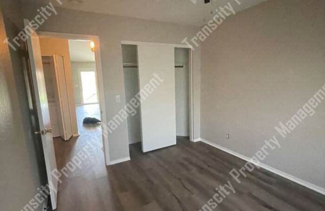 2261 East Remington Place Gallery 3
