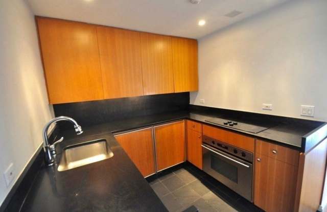 160 Commonwealth Ave - 160 Commonwealth Avenue, Boston, MA 02116 160 Commonwealth Ave - 160 Commonwealth Avenue, Boston, MA 02116