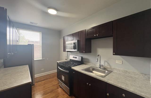 3440 West Franklin Boulevard - 1B photos photos
