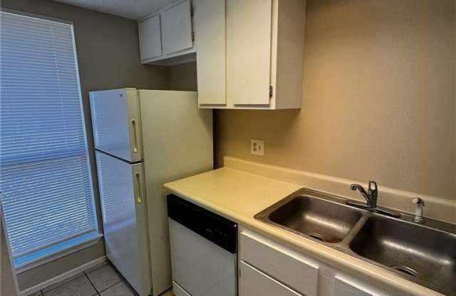 1820 S 13th Place Gallery 3