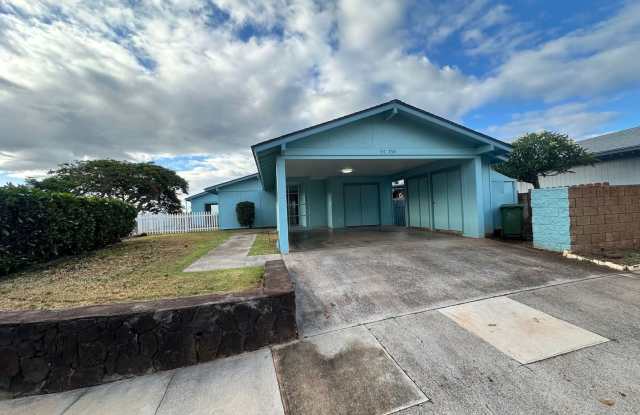 Village Park -3 Bed/ 2 Bath/ 2 Parking photos photos