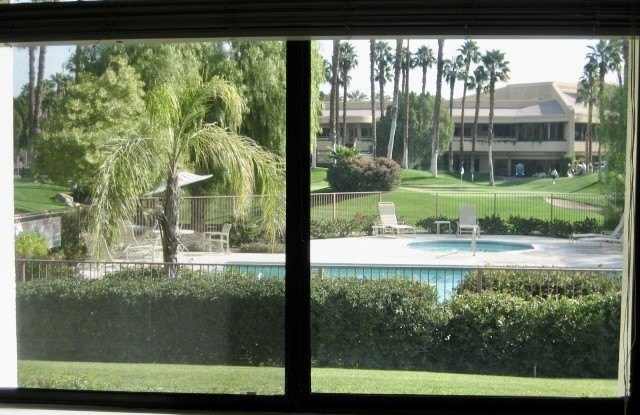 76268 Impatiens Circle Gallery 4