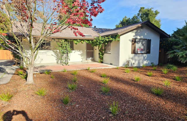 Charming 3 Bed 1.5 bath home in beautiful Leland Manor Neighborhood Available Now!!! - 1801 Newell Road, Palo Alto, CA 94303