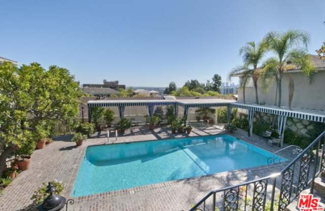 1219 SUNSET PLAZA Drive Gallery 3