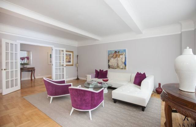 685 West End Avenue Gallery 4
