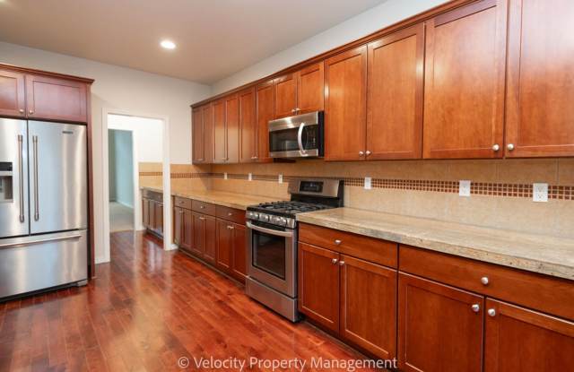 Desirable River Canyon Estates in SW Bend with 4 Bedrooms! photos photos