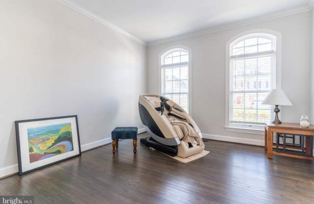 4335 CHANCERY PARK DRIVE Gallery 3