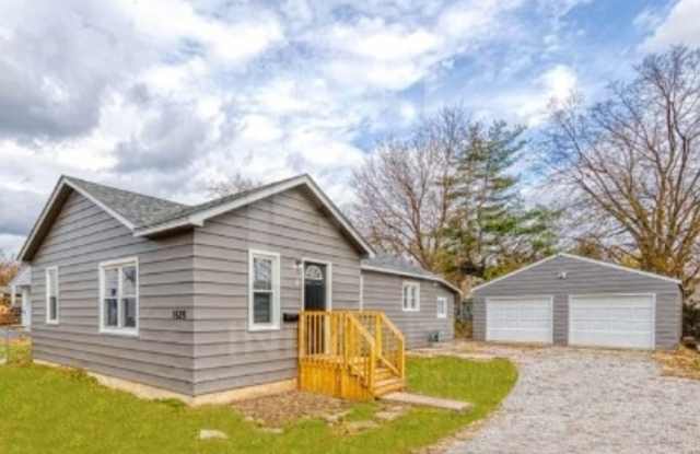 1625 North Berwick Avenue photos photos