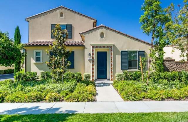 196 bright poppy - 196 Bright Poppy, Irvine, CA 92618