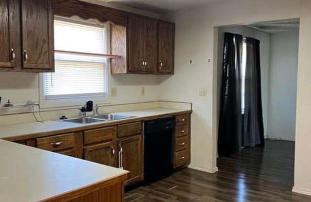 3 Bedroom 2 Bathroom home Gallery 3