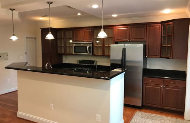 220 S. St NE - 220 S Street Northeast, Washington, DC 20002