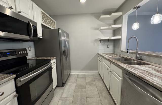 3655 Habersham Rd Ne Gallery 2