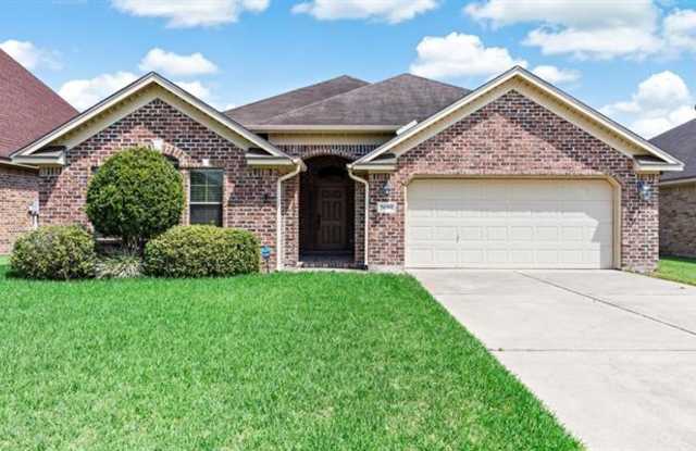 5690 Nicole Beaumont, Texas 77713 photos photos