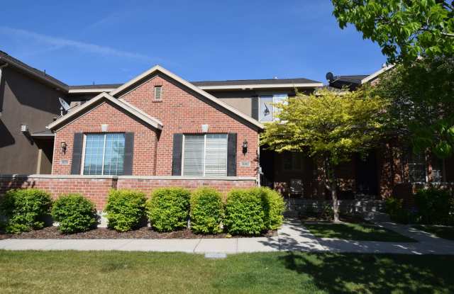 Modern 4 bed Home in Prime West Valley Location!! photos photos