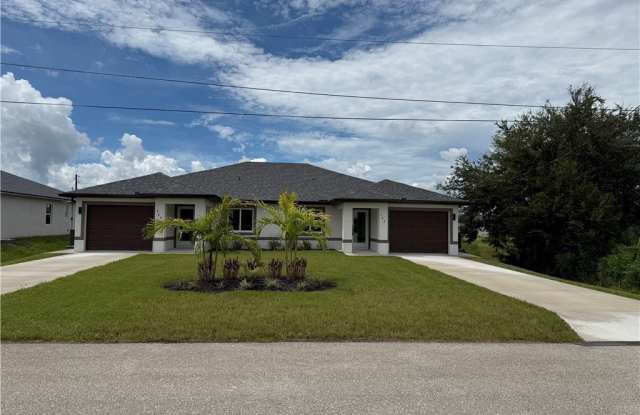 362 Petite Avenue photos photos