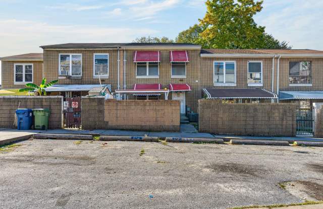 Charming 3BR Townhome in Baltimore Gallery 4
