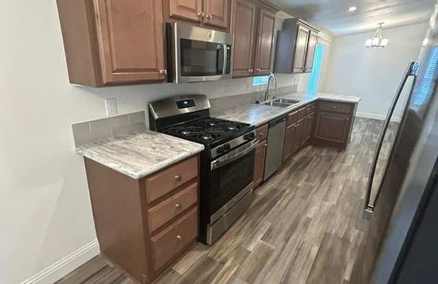 5 bedroom 3 Bath New House- 2 Car Attached Garage photos photos