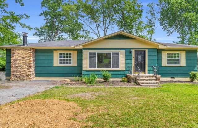3 bedroom East Ridge Home! photos photos