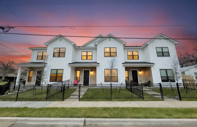 201 Fairway Drive Gallery 2