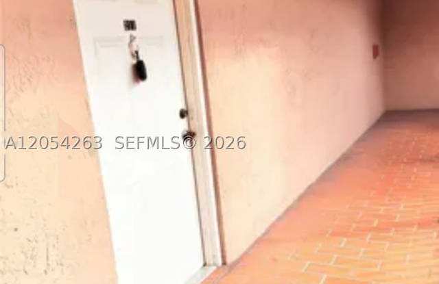 5765 W 25th Ct Gallery 4