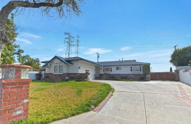 2158 W Pacific Avenue - 2158 Pacific Avenue, Anaheim, CA 92804