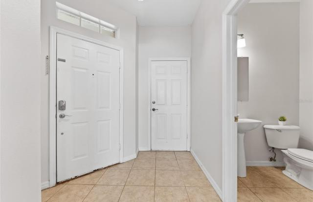14055 WATERVILLE Circle Gallery 4